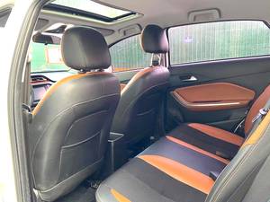 <span class=keywords><strong>Chery</strong></span> Tiggo 3x 1.5L Luxury <span class=keywords><strong>Auto</strong></span> 2017, SUV Compatto Urbano, Economico e Facile da Guidare, Ben Attrezzato e Scelta Affidabile - Product Image 5