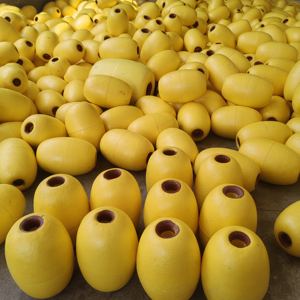 Yinqiu Pvc flotteur usine PVC chalut filet bouée TF-17 moyen mousse balle TF17B flotteur pêche pour filet maillant - Product Image 1