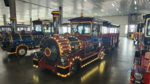 Nuevo Diseño de Tren Eléctrico Vintage para Fiestas en Interiores y Exteriores, Tren Pequeño sin Rieles para Niños en Venta - Product Image 6
