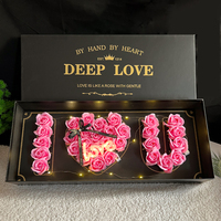 Caja de Regalo Romántica de Rosas de Jabón con Luces LED Set de Regalo Amor Profundo Arreglo I LOVE YOU para Día de San Valentín Cumpleaños Aniversario