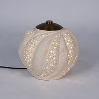 Lampe de table en céramique artisanale, design ajouré, nouveauté, éclairage LED chaleureux écologique, lampe décorative d'intérieur, lampe de chevet