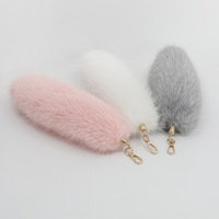 Porte-clés en fourrure de renard teintée, pendentif queue d'animal véritable et moelleuse, breloque de sac, porte-clés de voiture, accessoire de cosplay, cadeau