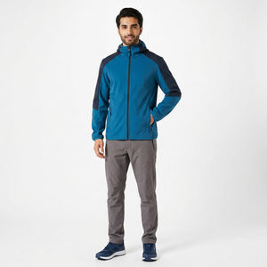 Chaqueta Softshell Impermeable de Lona para Hombre, Personalizada, con Cintas Reflectantes para Mayor Visibilidad, Logotipo Frontal Diseñado para Deportes al Aire Libre - Product Image 1