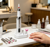Kit de perceuse à ongles électrique rechargeable avec plusieurs embouts pour le façonnage, le limeage et le polissage des ongles naturels ou en acrylique, pour la maison ou le salon