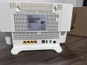Gpon ONU <span class=keywords><strong>Modem</strong></span> WiFi 8245q2 Xpon Routeur réseau fibre optique 1200Mbps 5g sans fil Gepon WiFi AC ONU - Product Image 3