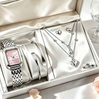 Nouvelle Arrivée Européenne et Américaine : Ensemble Montre Carrée Écologique à Quartz pour Femme avec Design Cœur Double Couche et Breloque Tendance en Alliage de Zinc