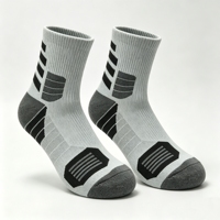 Chaussettes de basket-ball épaisses anti-odeur, respirantes et absorbant l'humidité, chaussettes de course personnalisées avec logo unisexe pour enfants et hommes