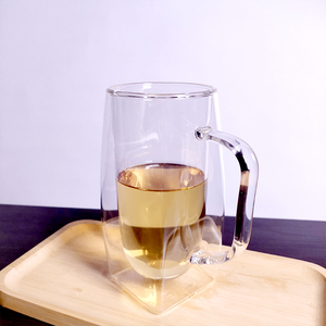 Taza de vidrio de doble pared hidroclórica DE ALTO borosilicato con asa cielo redondo y tierra cuadrada - Product Image 1