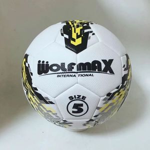 Ballon de football taille 5 en PU cousu à la machine, vente en gros directe usine Chine, idéal pour les jeux en extérieur, prix usine - Product Image 3