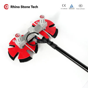 แปรงทำความสะอาดแผงโซลาร์เซลล์แบบหมุนได้สองด้าน <span class=keywords><strong>ราคา</strong></span>ดี สำหรับแผงไฟฟ้าโซลาร์เซลล์ ทำความสะอาดแบบแห้งและเปียก ใช้พลังงานจากแบตเตอรี่ลิเธียม - Product Image 6