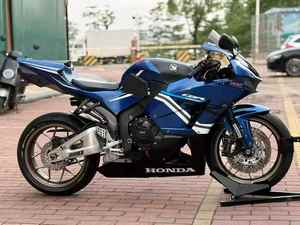 ฮอนด้า 1 ซีบีอาร์<span class=keywords><strong>600</strong></span>อาร์อาร์ 599ซีซี มอเตอร์ไซค์ซูเปอร์สปอร์ตแบบสี่สูบเรียง ความเร็วรอบสูง - Product Image 3