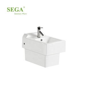 Accessoires de siège à cuvette murale Sièges féminins Intelligent Moderne Sanitaire <span class=keywords><strong>Bidet</strong></span> Lavage <span class=keywords><strong>Wc</strong></span> Monté Toilette Portable Douche - Product Image 4