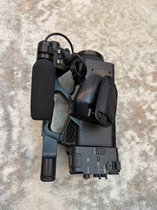 กล้องวิดีโอประสิทธิภาพสูง Sony PXW-Z280 ซูม 17 เท่า 4K สำหรับงานอีเว้นท์/งานแต่งงาน กล้องวิดีโอแบบมือถือ - Product Image 4