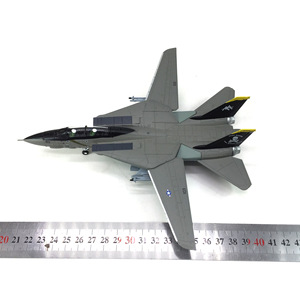 Modellino in Scala 1/100 dell'Aereo F-14 Tomcat VF-103 Jolly Rogers, Aereo da Caccia della Marina USA con Decorazione Teschio - Product Image 5