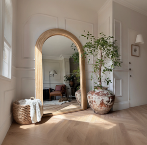 <span class=keywords><strong>Grand</strong></span> <span class=keywords><strong>miroir</strong></span> de dressing pleine longueur encadré <span class=keywords><strong>en</strong></span> <span class=keywords><strong>bois</strong></span> <span class=keywords><strong>massif</strong></span>, <span class=keywords><strong>en</strong></span> forme d'arche, pour salon, utilisation murale décorative - Product Image 5