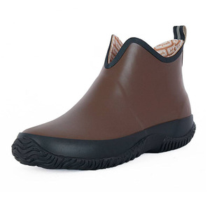 Venta al por mayor al aire libre impermeable antideslizante tobillo goma pesca cubierta botas lluvia Zapatos para hombres canotaje jardinería - Product Image 2