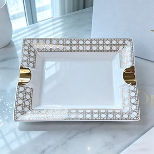 Cenicero de Cerámica de Lujo Ligero, Estilo Europeo, Cuadrado, para Oficina, Sala de Conferencias, Decoración, Regalo Empresarial - Product Image 4