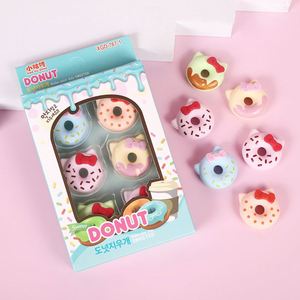 Juego de 12 Mini Borradores de Goma con Forma de Donut, Lindos Borradores 3D con Forma de Comida para Niños, Recuerdos de Fiesta, Premios para el Aula - Product Image 4