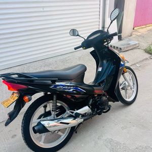 Moto à essence <span class=keywords><strong>Suzuki</strong></span> Saichi <span class=keywords><strong>110cc</strong></span> d'occasion, moto classique pour trajets quotidiens, <span class=keywords><strong>scooter</strong></span> pour les déplacements sur route - Product Image 2