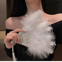 Éventail pliant double face en dentelle classique Lolita et plumes de poulet, pour défilé de mode Cheongsam, soirée de bal et mariage, modèle international