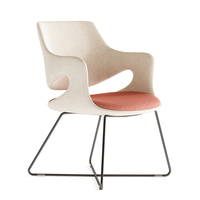 Fauteuils de bureau et de loisirs design, modernes et élégants, avec dossier évidé, en mousse moulée par injection bicolore, pour mobilier contracté