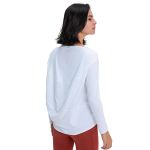 Xsunwing CustomLogo mujeres manga larga Yoga Tops venta al por mayor niñas entrenamiento deportes camisa mujeres Fitness ropa deportiva camiseta WDQ010 - Product Image 4