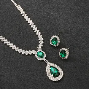 Fabrik Großhandel Wasser tropfen Smaragd Ohrringe Halskette Set Braut Diamant Schmuck Set für die Hochzeit