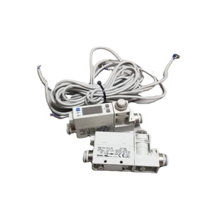 Công Tắc Dòng Chảy SMC PFM711S/PFM725S-C6-C8-01-02-A-C-M PFM750S-C6L-A-B - Product Image 1