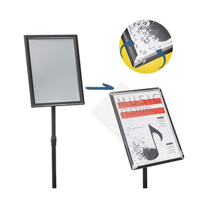 Expositor de Carteles Independiente de Hierro y Aleación de Aluminio MERIS con Grosor de Panel Personalizable y Opciones para Uso en Interiores/Exteriores - Product Image 1