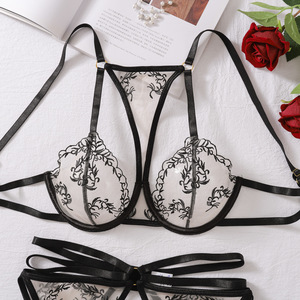 Ultra ince şeffaf dantel iç çamaşırı kadın seksi egzotik fransız nakış 3-Piece firma jartiyer tanga setleri olgun toptan - Product Image 5