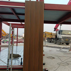 Revêtement mural extérieur WPC à <span class=keywords><strong>prix</strong></span> avantageux avec panneau mural WPC anti-eau pour diverses situations extérieures - Product Image 2