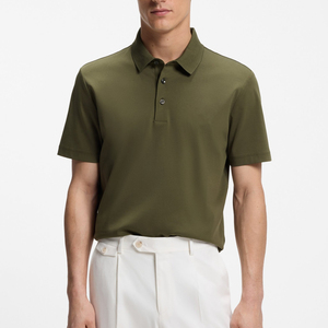 Polo Clean Everyday para hombre, diseñado para movimiento natural con una apariencia refinada y un atractivo informal de moda para hoy. - Product Image 1