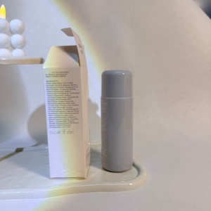<span class=keywords><strong>Base</strong></span> de maquillage hydratante et éclaircissante Hayley's Hot Selling 140ml - Product Image 4