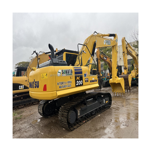 Excavatrice sur chenilles Komatsu PC200-8 d'occasion de haute qualité, 20 tonnes, modèle PC200-8MO/N1, avec moteur, boîte de vitesses et godet de 0,8 m³ - Product Image 3