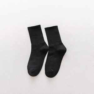 <span class=keywords><strong>Bas</strong></span> tube en coton pour hommes automne hiver déodorant absorbant la sueur chaussettes en coton respirant couleur unie noir blanc chaussette - Product Image 4