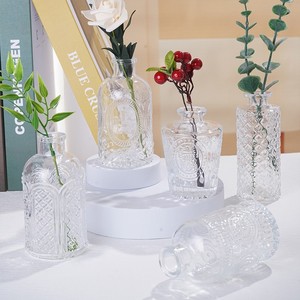 Mini <span class=keywords><strong>vase</strong></span> en <span class=keywords><strong>verre</strong></span> transparent pour table, <span class=keywords><strong>vase</strong></span> en <span class=keywords><strong>verre</strong></span> vintage à fleurs en relief, décoration artistique, <span class=keywords><strong>vase</strong></span> en <span class=keywords><strong>verre</strong></span> pour table, bouteille en <span class=keywords><strong>verre</strong></span> - Product Image 3