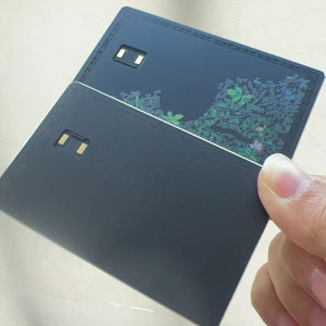 Carte de crédit <span class=keywords><strong>Amex</strong></span> NFC à double interface, étanche, 13,56 MHz, paiement sans contact, en acier inoxydable noir mat, impression personnalisée - Product Image 1