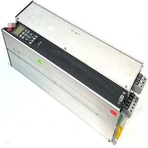 وحدة تحكم بتردد متغير VLT5032PT5C20SBR3DLF00A00 175Z4154 مع وحدة تحكم LCP2 قابلة للبرمجة - Product Image 1