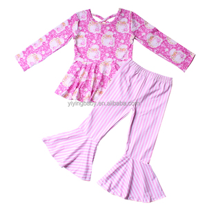 Tenues <span class=keywords><strong>de</strong></span> Noël pour filles personnalisées automne enfant en bas âge costume rose décontracté père noël imprimé cloche bas lait soie filles enfants 2 pièces - Product Image 1