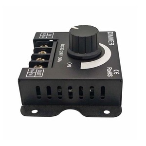 <span class=keywords><strong>Rf</strong></span> không dây <span class=keywords><strong>LED</strong></span> Dimmer chuyển đổi DC12-24V 30A <span class=keywords><strong>LED</strong></span> 3key điều khiển từ xa Nhôm Nhà ở có thể điều chỉnh độ sáng cầu thang PIR tự động - Product Image 3