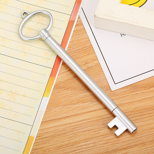 Stylos à encre gel en forme de clé, papeterie créative en gros, plastique, mignons, drôles, dessin animé, étude, bureau, rétro, stylos à signature en gros - Product Image 2