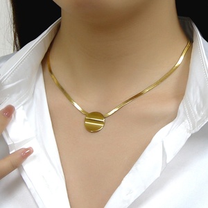 Collier chaîne trombone plaqué or 14K 18K sans danger, avec pendentif simple et mignon en acier inoxydable, colliers initiaux pour femmes - Product Image 2