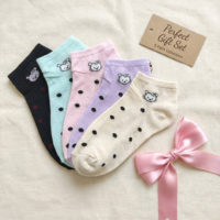 Chaussettes courtes pour femmes en gros, motif ours mignon jacquard à pois, mélange de coton, chaussettes décontractées pour le quotidien