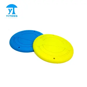 100% Del Commestibile Del Silicone Del Cane Piatto, Cane Che Gioca Durevole Giocattoli di Masticazione Del Cane, natura Gomma Galleggiante Flying Saucer per Piscina di Acqua Spiaggia