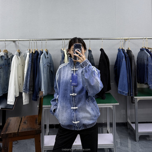 Giacca di jeans da uomo in stile cinese <span class=keywords><strong>Adi</strong></span> 2026 CNY Hot Sale, giacca di jeans con lavaggio a sabbia e linee laterali - Product Image 3