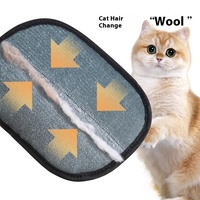 Artefact d'épilation d'animal familier de tissu-grattoir et gants de cheveux de chat et de chien avec l'autocollant de brosse d'adsorption pour l'usage de ménage de salle de bains