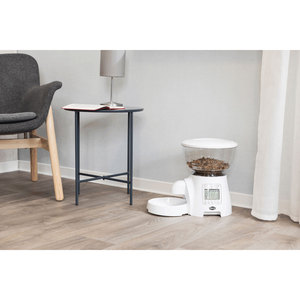 Comedero Automático Trixie 40 X 26 X 34 Cm Blanco Para Mascotas Con Temporizador Digital - Product Image 1