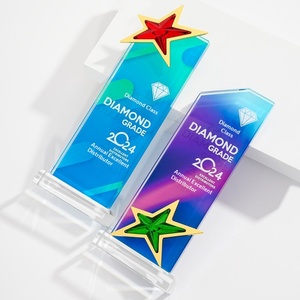 Trophée en métal et cristal personnalisé en forme d'étoile à <span class=keywords><strong>cinq</strong></span> branches pour <span class=keywords><strong>les</strong></span> employés exceptionnels et <span class=keywords><strong>les</strong></span> champions – Élégant et haut de gamme – Nouveau modèle 2025 - Product Image 5