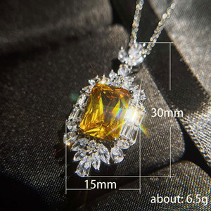 Collana con Ciondolo in Pietra Gialla per Donne, Gioiello Scintillante alla Moda per Uso Quotidiano, Idea Regalo - Product Image 5