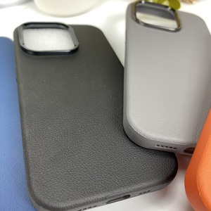 Nuova Custodia di Lusso in Pelle per <span class=keywords><strong>iPhone</strong></span> 15 14 13 12 <span class=keywords><strong>11</strong></span> Pro Max, <span class=keywords><strong>Cover</strong></span> Posteriore in Pelle PU con Cornice Metallica per Fotocamera - Product Image 6